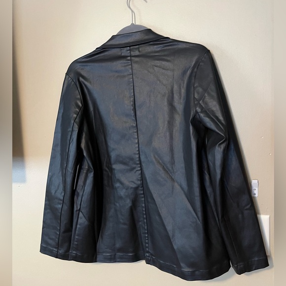 Cloth & Stone Coated Notch Collar Button Front Blazer NEW - Picture 6 of 9